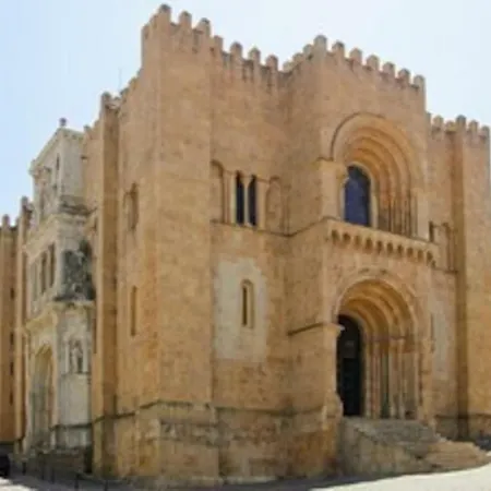 Acolhedor E Elegante Em Prédio Típico - Self Check In