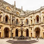 Acolhedor E Elegante Em Predio Tipico - Self Check In * Coimbra