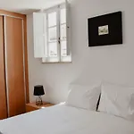 Apartment Acolhedor E Elegante Em Predio Tipico - Self Check In *