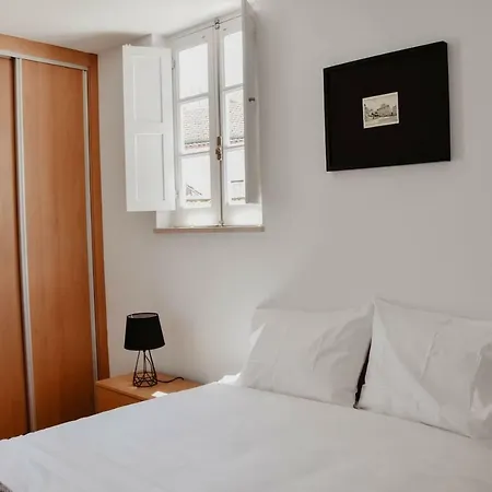 Apartment Acolhedor E Elegante Em Predio Tipico - Self Check In *