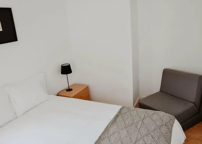 Acolhedor E Elegante Em Predio Tipico - Self Check In * Coimbra